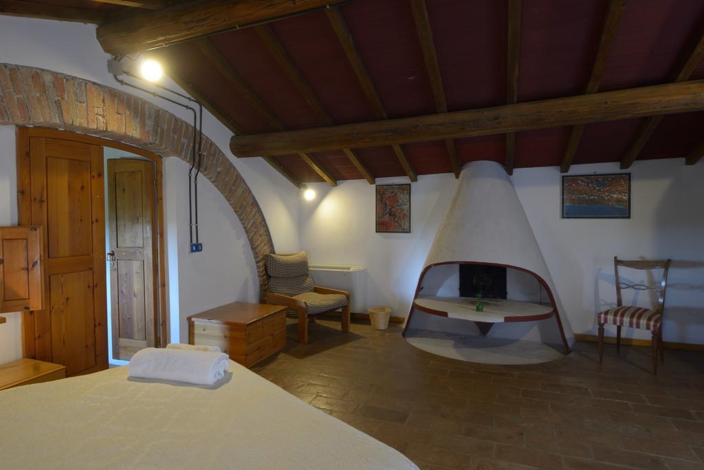 Agriturismo Borgo Del Papa Badia  Exterior foto